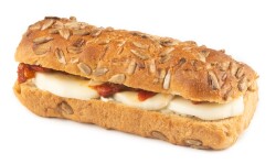 Backhaus Pesto Soslu Mozzarella Sandviç - Backhaus