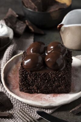 Rella Bitter Profiterol Pasta Kare - 1