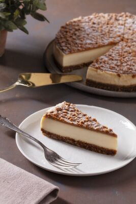 Rella Lotus Cheesecake - 1